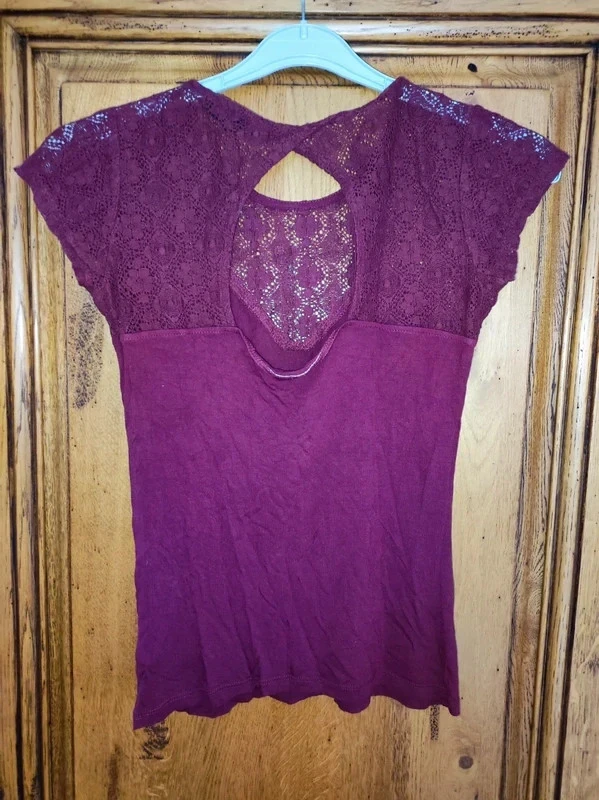 Camiseta burdeos de la marca Jennyfer, parte superior de encaje, talla 36 – photo 5
